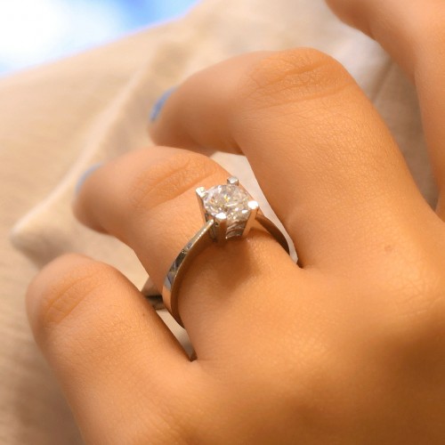 TEKTAŞ YÜZÜK 14 AYAR ATS7913 TEKTAŞ YÜZÜK 14 AYAR ATS7913