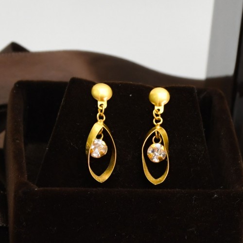 TAŞLI TASARIM KÜPE 22 AYAR A057907 TAŞLI TASARIM KÜPE 22 AYAR A057907