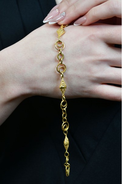 MODERN TARZ BİLEKLİK 22 AYAR A038140 MODERN TARZ BİLEKLİK 22 AYAR A038140